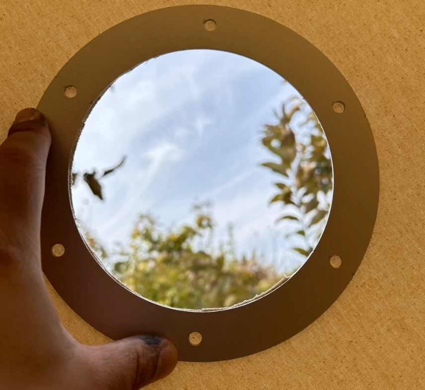 如何在帆布帳篷爐上安裝煙道管