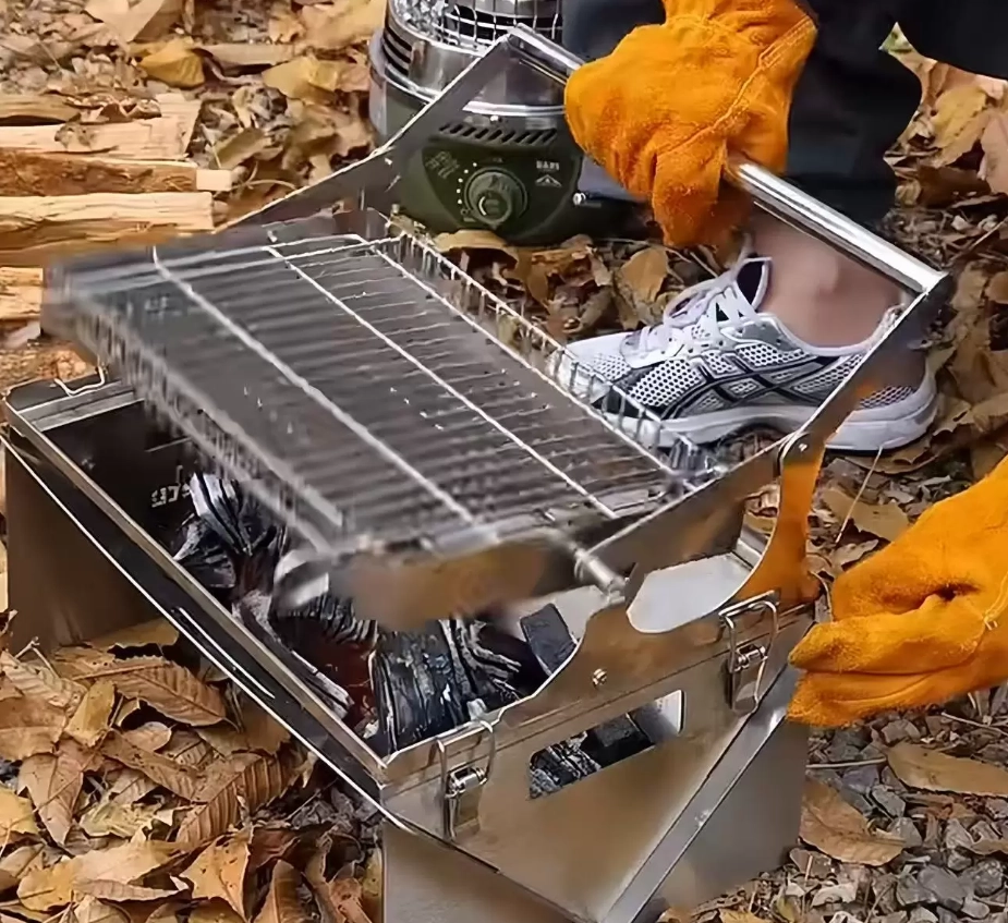 便攜式木炭燒烤爐（可折疊）